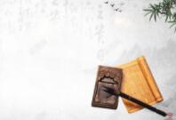 人民网连收4个涨停板